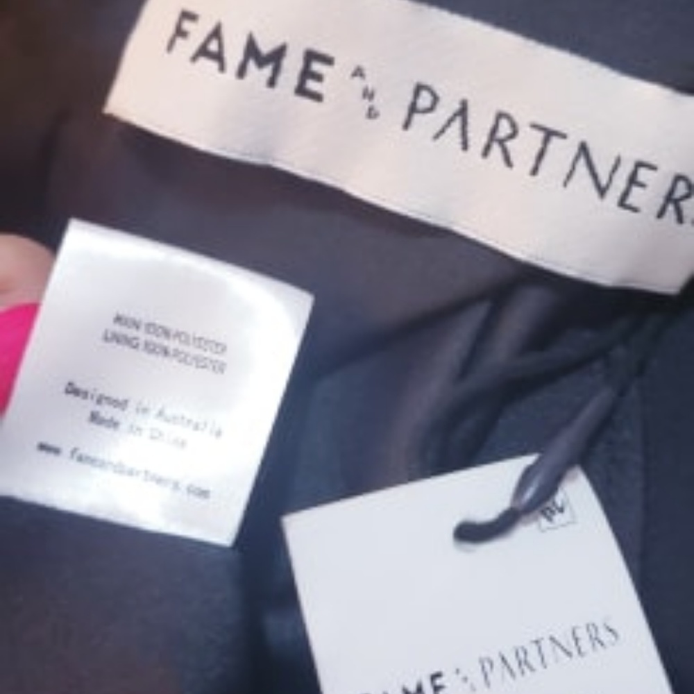 NWT FAME AND PARTNERS Black mini short dress flare - Picture 4 of 12